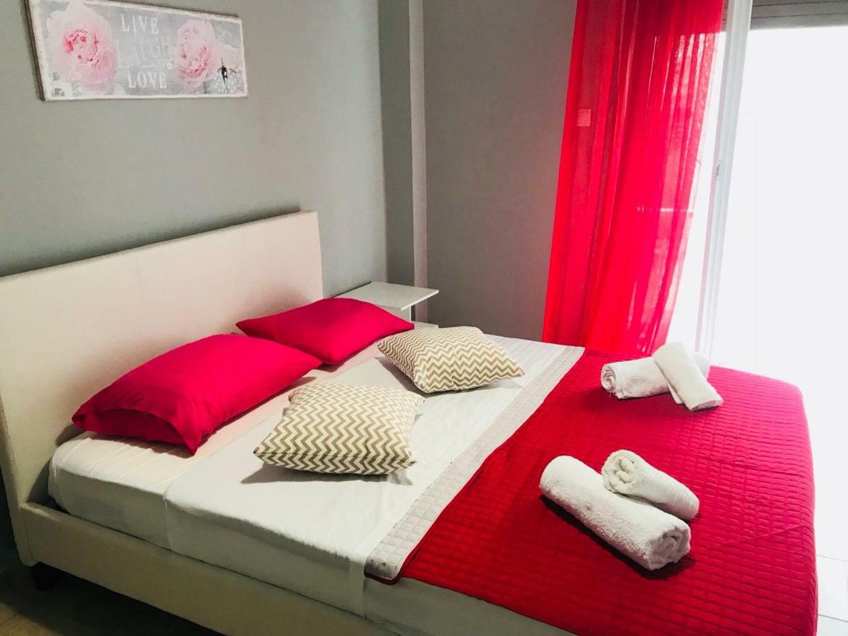 אתונה Merilyn Central Apartment מראה חיצוני תמונה