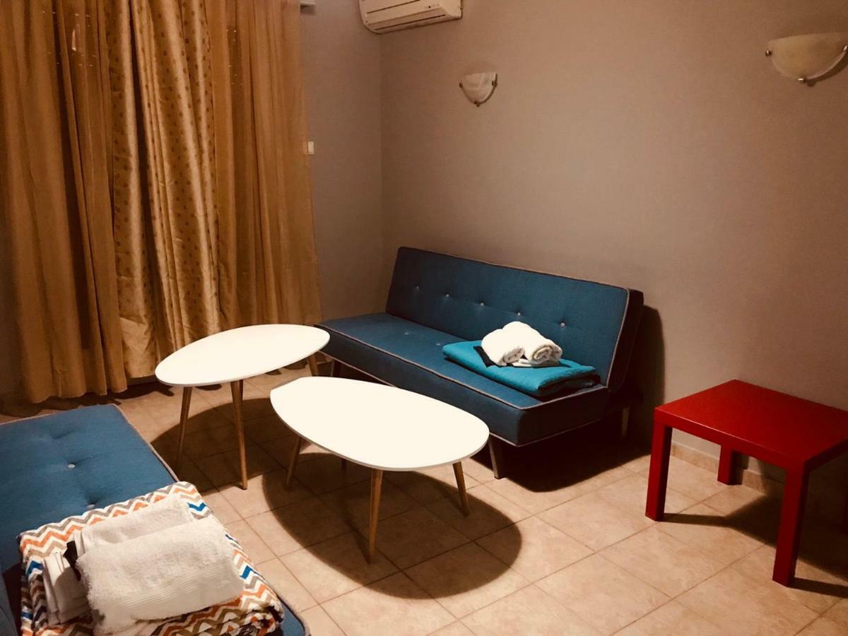 אתונה Merilyn Central Apartment מראה חיצוני תמונה